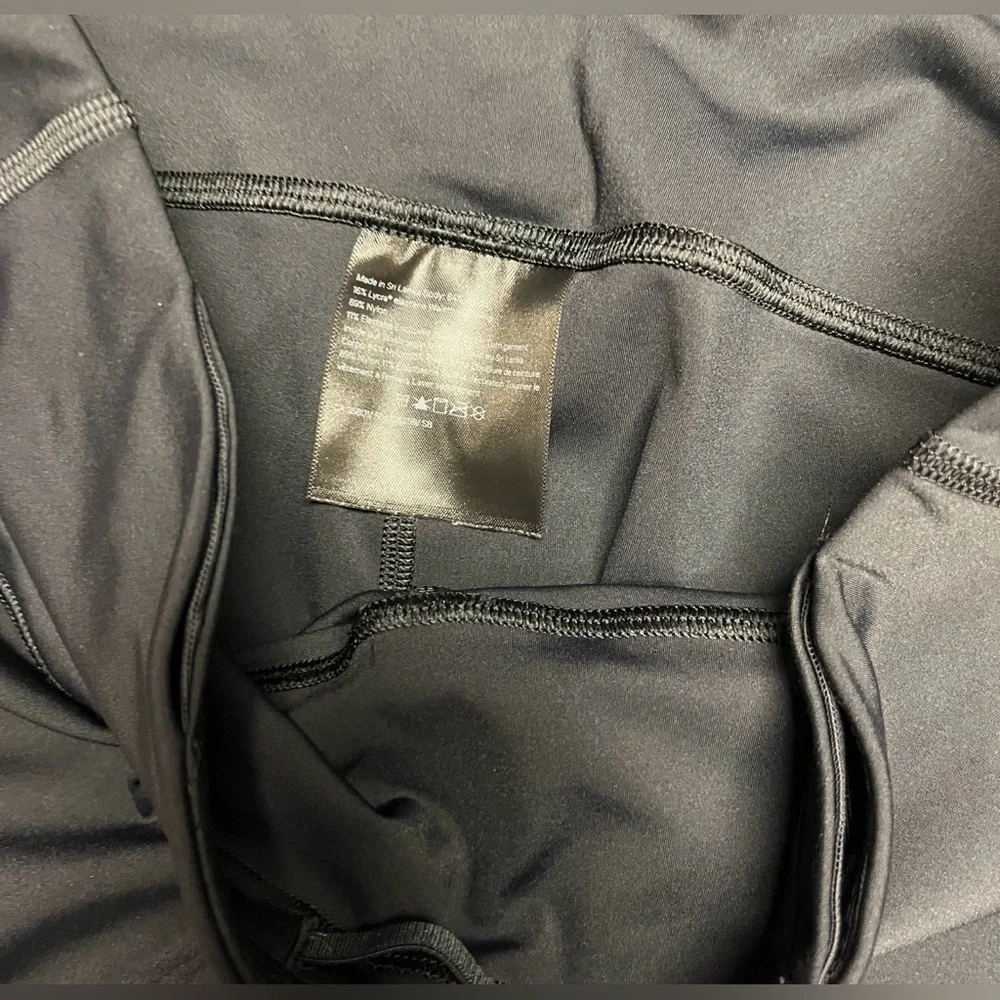 Lululemon Seawheeze Speed Wunder Mid-Rise Tight 28" *Reflective - Sz 10 - Picture 6 of 7